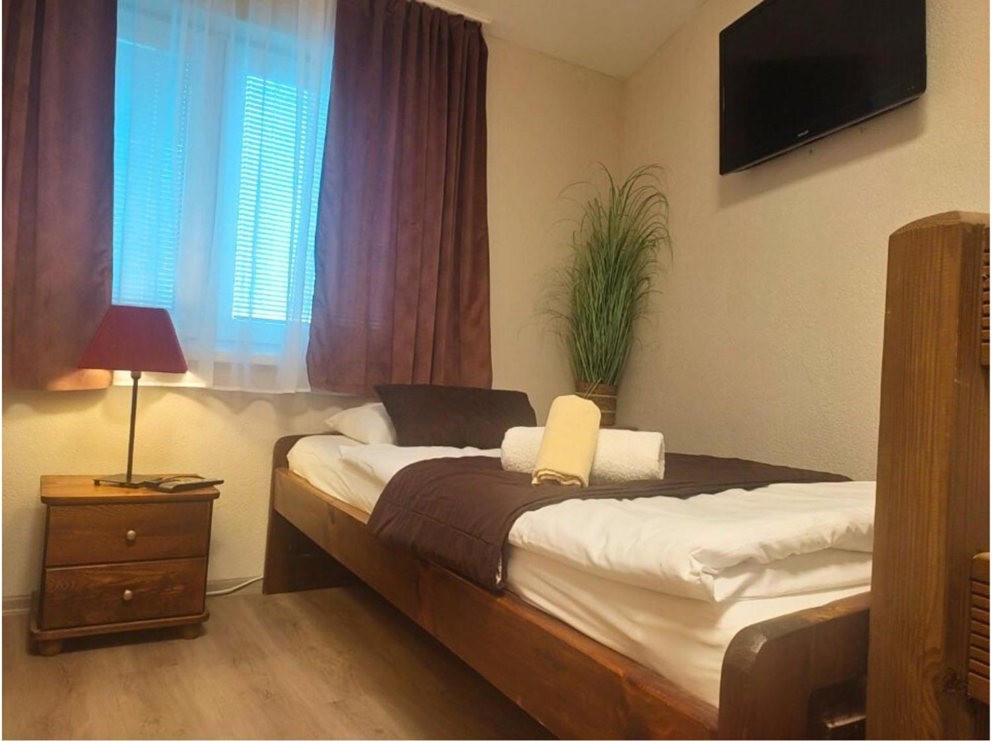 Spa & Pool Apartments Prestige Villa Ivica Marianka Ngoại thất bức ảnh